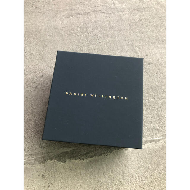 Daniel Wellington(ダニエルウェリントン)のやまたか様専用✡︎新品　ダニエルウェリントン　ネックレス レディースのアクセサリー(ネックレス)の商品写真