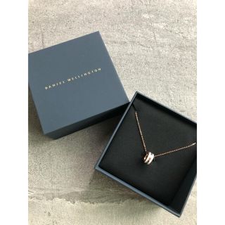 ダニエルウェリントン(Daniel Wellington)のやまたか様専用✡︎新品　ダニエルウェリントン　ネックレス(ネックレス)