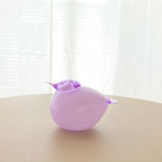 イッタラ(iittala)のPuffball ライラック Oiva Toikka バード  箱に傷みあり(置物)