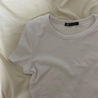 ザラ(ZARA)のZARA トップス(Tシャツ(半袖/袖なし))