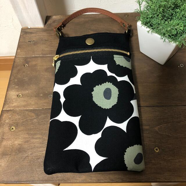 marimekko(マリメッコ)のスマホケース　スマホポーチ　かわいい！　ハンドメイド　マリメッコ  ウニッコ ハンドメイドのファッション小物(ポーチ)の商品写真