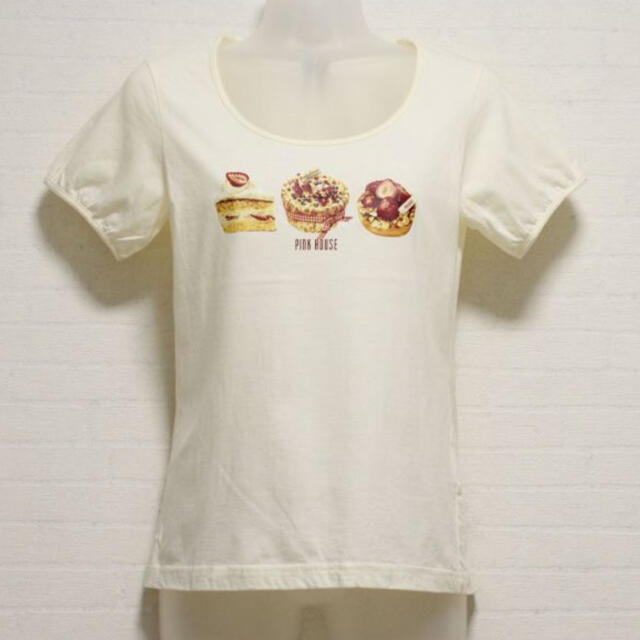 PINK HOUSE(ピンクハウス)のピンクハウス　Tシャツ　スイーツ　ケーキ レディースのトップス(Tシャツ(半袖/袖なし))の商品写真