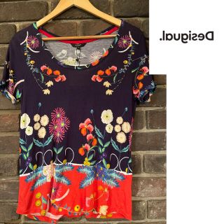 デシグアル(DESIGUAL)の新品未使用！ デシグアル　花柄ビジューTシャツ♡(Tシャツ(半袖/袖なし))