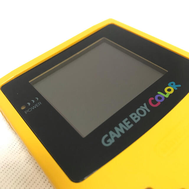 ゲームボーイ(ゲームボーイ)のおまけ付き！ 任天堂 ゲームボーイカラー GAMEBOYCOLOR 本体 黄色 エンタメ/ホビーのゲームソフト/ゲーム機本体(携帯用ゲーム機本体)の商品写真