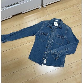 アバクロンビーアンドフィッチ(Abercrombie&Fitch)のアバクロ♡デニムシャツ　S(シャツ)