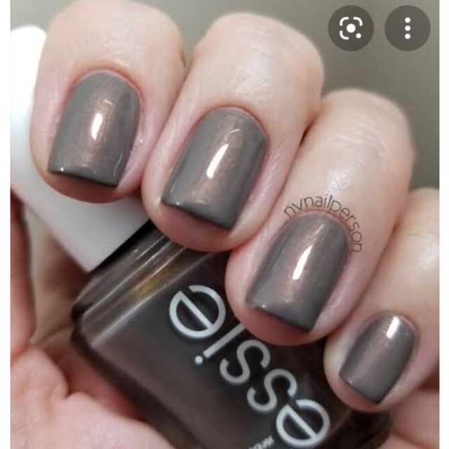 Essie(エッシー)のEssie Social Lights ネイルカラー コスメ/美容のネイル(マニキュア)の商品写真