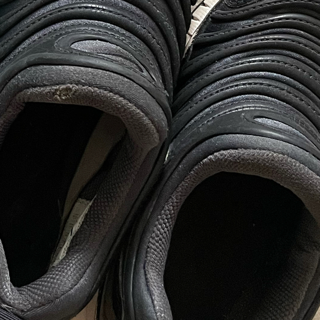 NIKE(ナイキ)のナイキ　ニューバランス　イフミィ キッズ/ベビー/マタニティのキッズ靴/シューズ(15cm~)(スニーカー)の商品写真