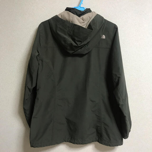 THE NORTH FACE(ザノースフェイス)のノースフェイス★マウンテンパーカー★ドライベント★レディースXLメンズSカーキ レディースのジャケット/アウター(ナイロンジャケット)の商品写真