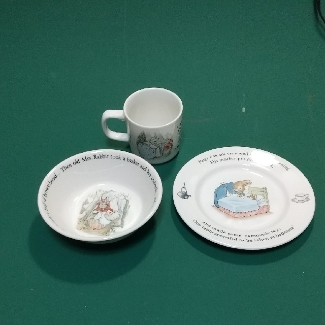 WEDGWOOD(ウェッジウッド)のピーターラビット食器セット インテリア/住まい/日用品のキッチン/食器(食器)の商品写真