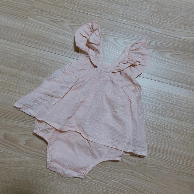 babyGAP(ベビーギャップ)のベビーギャップ ロンパース キッズ/ベビー/マタニティのベビー服(~85cm)(ロンパース)の商品写真