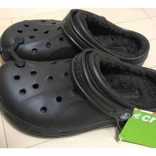 クロックス(crocs)の【新品(タグ付き)】クロックス(CROCS) レイレンラインド　茶　27.0cm(サンダル)