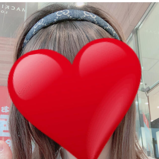 Gucci(グッチ)のGUCCI♡デニム生地♡カチューシャ レディースのヘアアクセサリー(カチューシャ)の商品写真