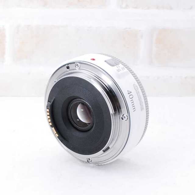 Canon Canon EF 40mm STM ★の通販 by mevius-camera｜キヤノンならラクマ - ★ キヤノン 単焦点パンケーキレンズ 低価お得
