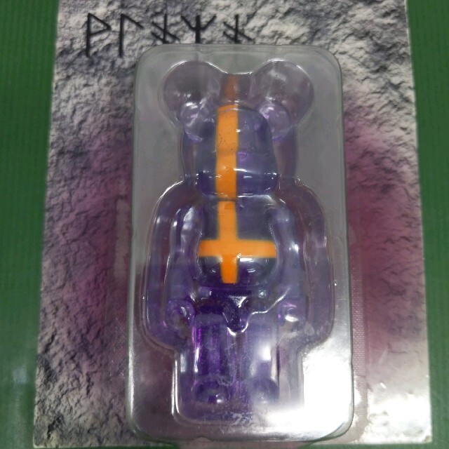 ベアブリック BE@RBRICK CASSETTE PLAYA 100%フィギュア