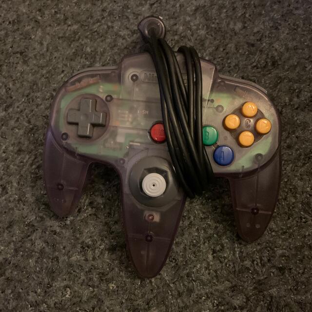 NINTENDO 64(ニンテンドウ64)のニンテンドー64 コントローラー　パープル エンタメ/ホビーのゲームソフト/ゲーム機本体(家庭用ゲーム機本体)の商品写真