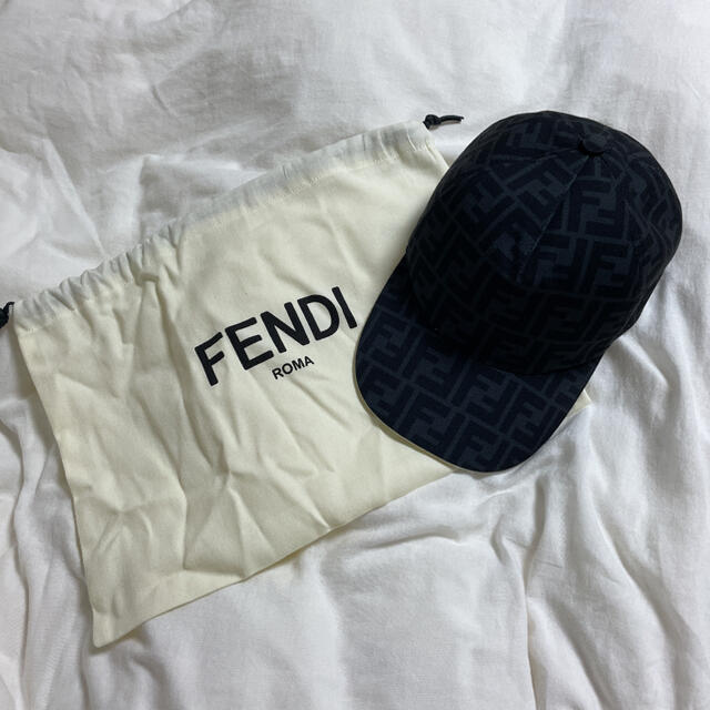 FENDI(フェンディ)のFENDI キャップ メンズの帽子(キャップ)の商品写真