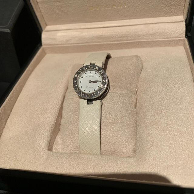 BVLGARI ビーゼロワンの通販 by ありんこ3676's shop｜ブルガリならラクマ - BVLGARI 腕時計 安い高品質
