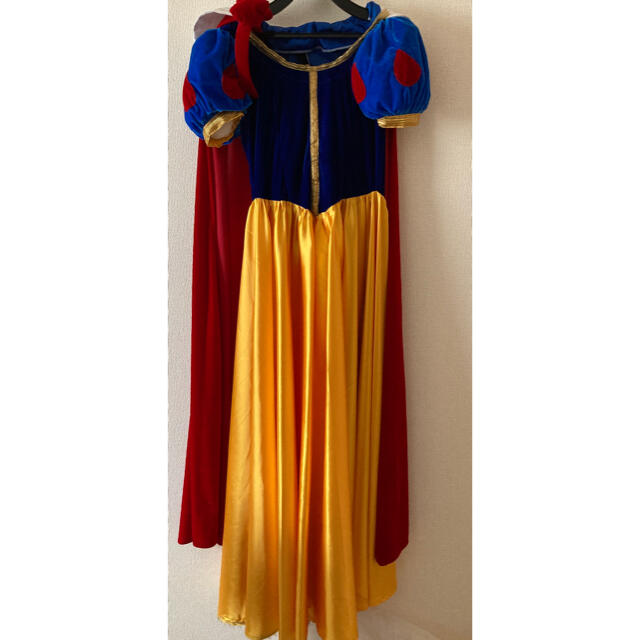 白雪姫　ドレス　仮装 エンタメ/ホビーのおもちゃ/ぬいぐるみ(キャラクターグッズ)の商品写真