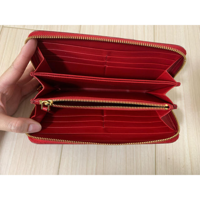 PRADA 財布 赤 ルイヴィトンの通販 by s shop|プラダならラクマ - PRADA プラダ 長財布 ミュウミュウ 期間限定特価