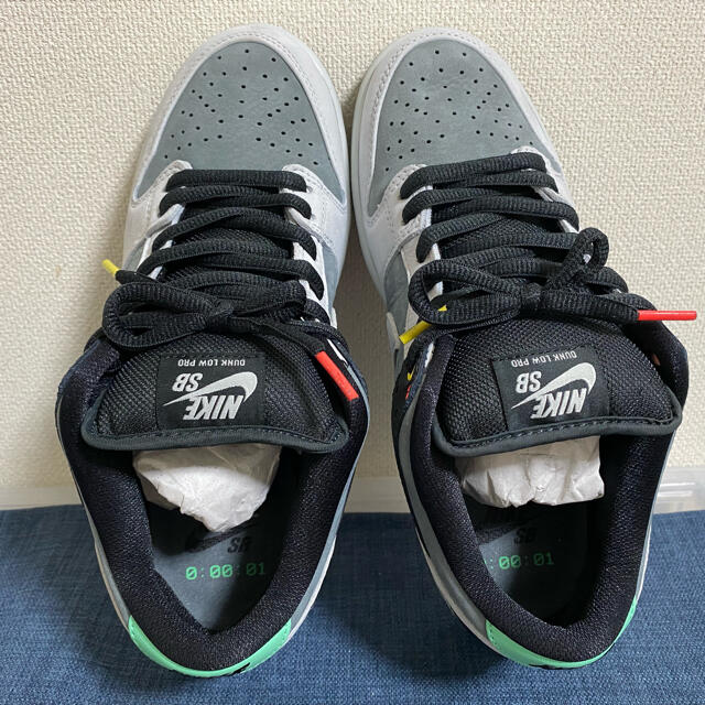 NIKE(ナイキ)のnike sb dunk low pro iso camcorder 25.5 メンズの靴/シューズ(スニーカー)の商品写真