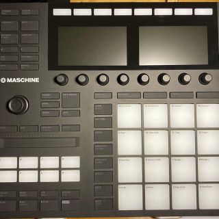 MASCHINE MK3(MIDIコントローラー)