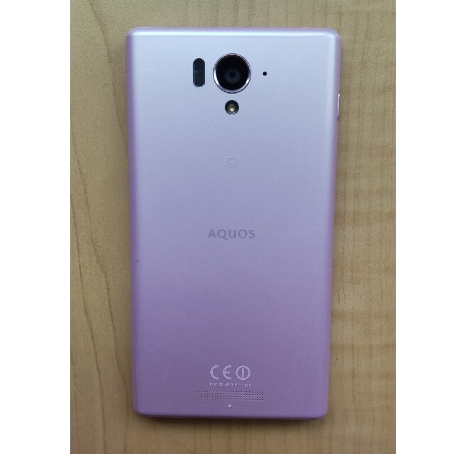 AQUOS(アクオス)のau AQUOS SERIE SHL25 ピンク スマホ/家電/カメラのスマートフォン/携帯電話(スマートフォン本体)の商品写真