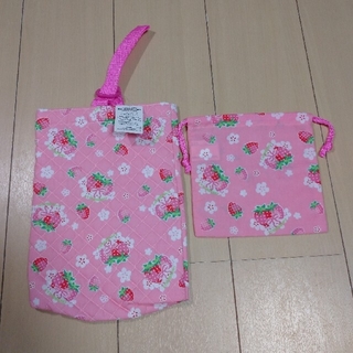 シューズバッグ 巾着袋 2点セット いちご ピンク 女の子 入園 入学(バッグ/レッスンバッグ)