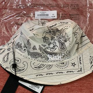 Kith Bandana Reversible Bucket Hat 新品未使用の通販 by kei's shop