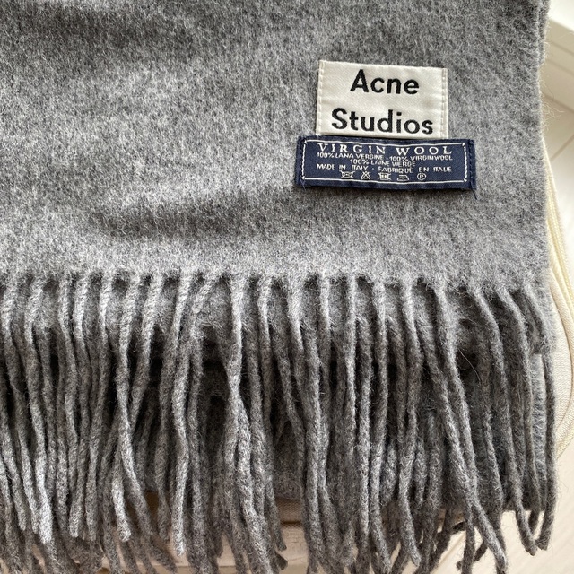 ACNE(アクネ)のacne studios マフラー レディースのファッション小物(マフラー/ショール)の商品写真