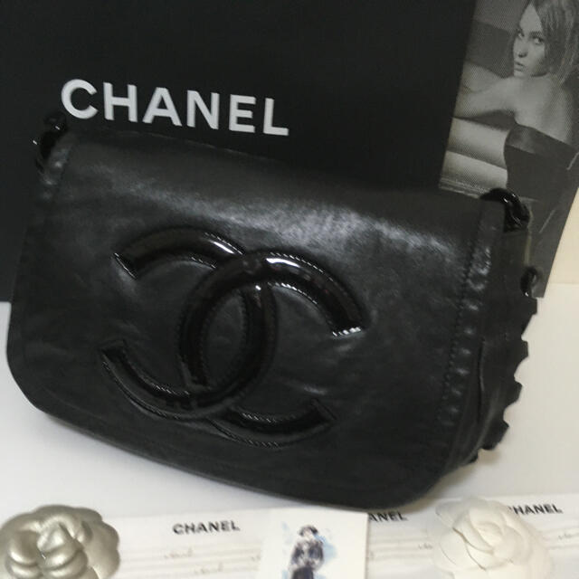 CHANEL(シャネル)の美品★ シャネル デカココ プラチェーンショルダーバッグ  正規品 レディースのバッグ(ショルダーバッグ)の商品写真