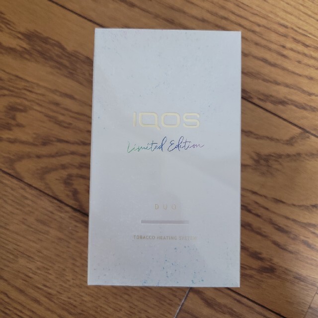 IQOS(アイコス)のIQOS　ムーンシルバー　新品未開封未登録 メンズのファッション小物(タバコグッズ)の商品写真