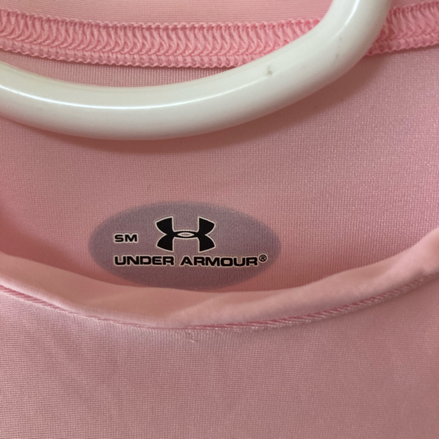 UNDER ARMOUR(アンダーアーマー)のアンダーアーマー・ヒートギア　レディースSM スポーツ/アウトドアのトレーニング/エクササイズ(ヨガ)の商品写真