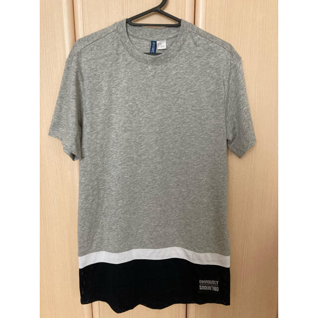 H&M(エイチアンドエム)のH&M Tシャツ　XS メンズのトップス(Tシャツ/カットソー(半袖/袖なし))の商品写真