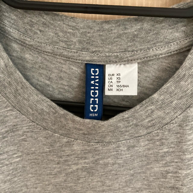 H&M(エイチアンドエム)のH&M Tシャツ　XS メンズのトップス(Tシャツ/カットソー(半袖/袖なし))の商品写真