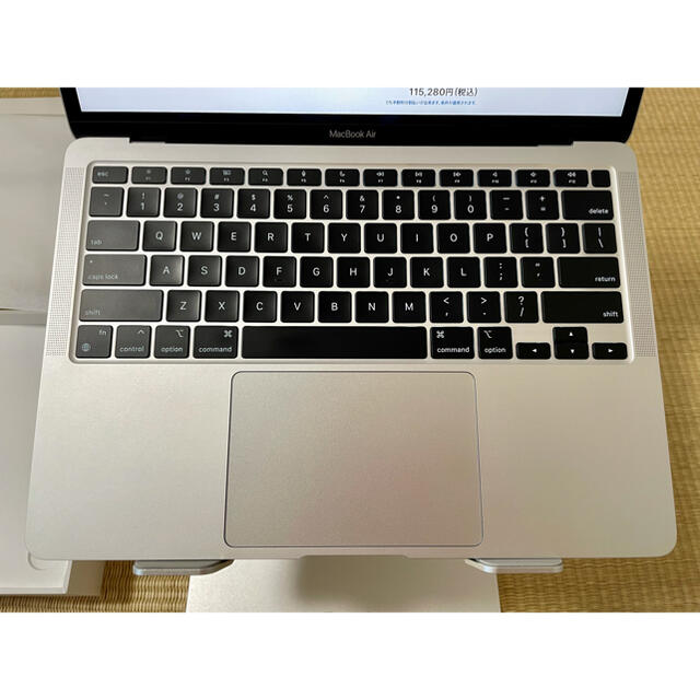 US MacBook Air M1 8GB RAM 256GB SSD シルバー