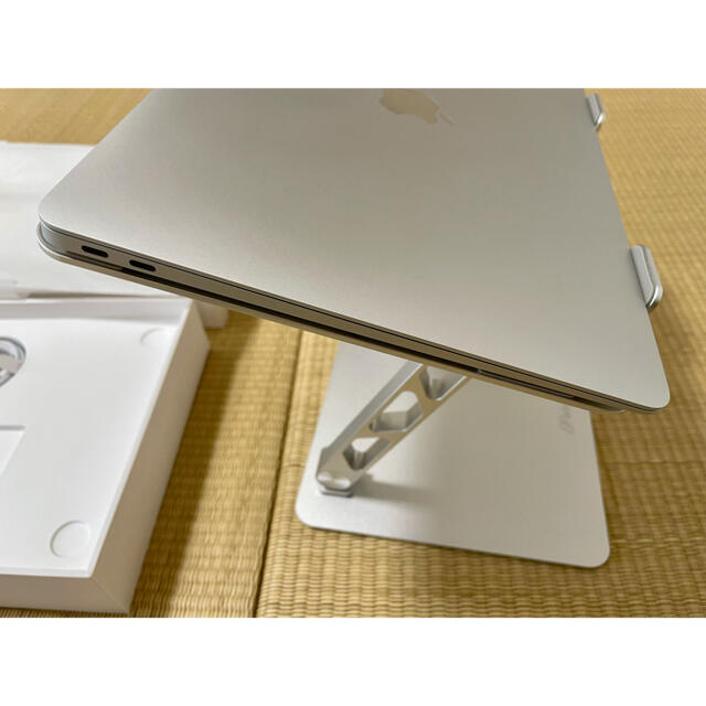 US MacBook Air M1 8GB RAM 256GB SSD シルバー