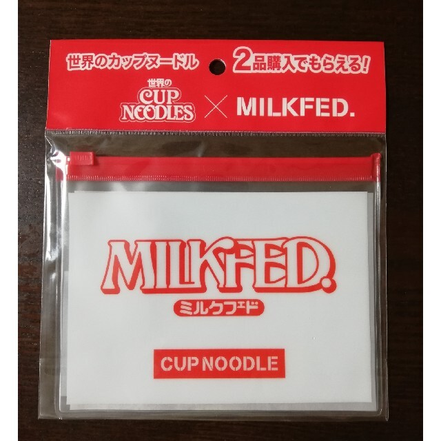 MILKFED.(ミルクフェド)のカップヌードル　MILKFED．ミルクフェド　スライダーポーチ　小物入れ　ポーチ エンタメ/ホビーのコレクション(ノベルティグッズ)の商品写真