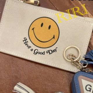 アパルトモンドゥーズィエムクラス(L'Appartement DEUXIEME CLASSE)のL'Appartement GOOD GRIEF Smile Key case (キーケース)