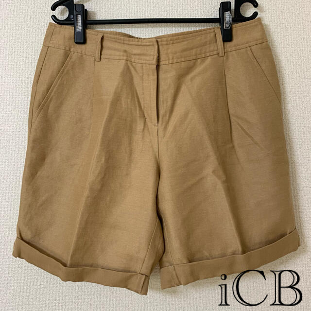 ICB(アイシービー)のiCB  アイシービー　日本製　ショートパンツ リネン/ウール　大きいサイズ レディースのパンツ(ショートパンツ)の商品写真