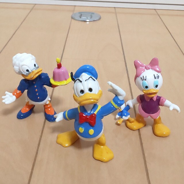 Disney(ディズニー)のkeko様専用　Disney 　フィギュア　12個セット エンタメ/ホビーのフィギュア(その他)の商品写真