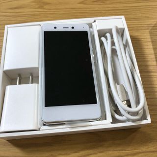 ラクテン(Rakuten)の楽天ミニ　Rakuten Mini　c330　ホワイト　(スマートフォン本体)