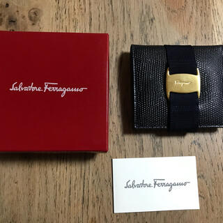 サルヴァトーレフェラガモ(Salvatore Ferragamo)のFerragamo VARA leather mini wallet(財布)
