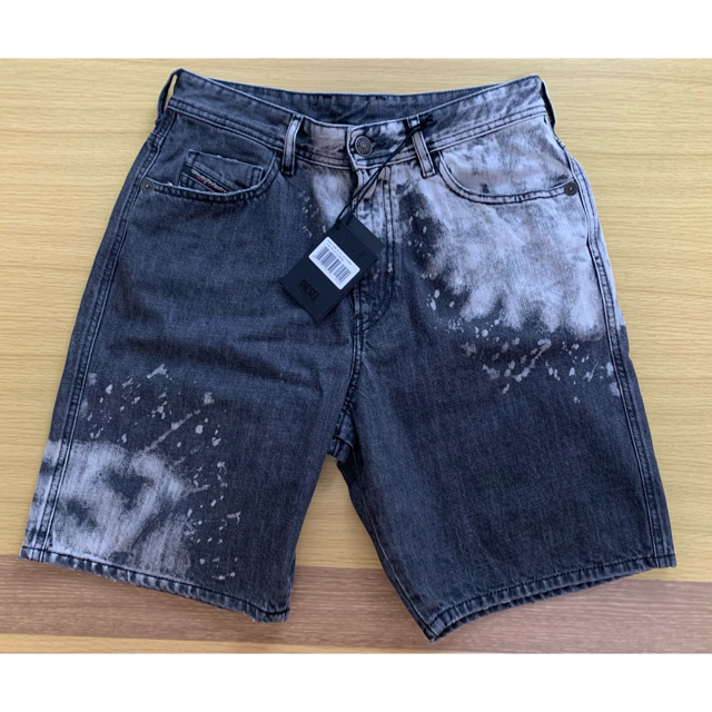 DIESEL - 2021SS DIESEL D-WILLOH-X-SP ショートパンツ W28の通販 by