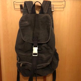 A.P.C(リュック/バックパック)のフリマアイテム一覧 A.P.C(リュック/バックパック)のフリマアイテム一覧