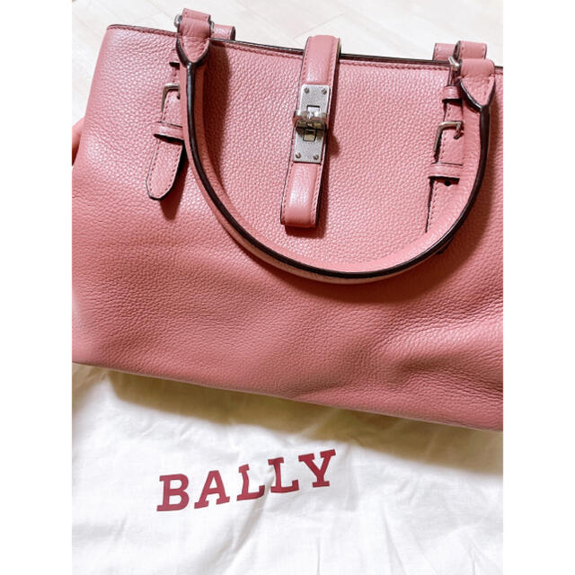 Bally(バリー)のbally バリー　鞄　カバン　バック レディースのバッグ(ショルダーバッグ)の商品写真