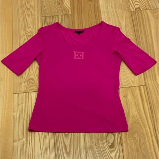 エスカーダ(ESCADA)のESCADA(エスカーダ)ピンクロゴ入りTシャツ(Tシャツ(半袖/袖なし))