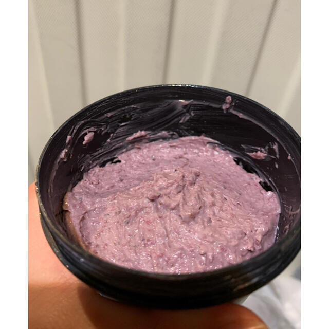 LUSH(ラッシュ)のLUSH スクラブ ビューティスリープ コスメ/美容のボディケア(ボディスクラブ)の商品写真