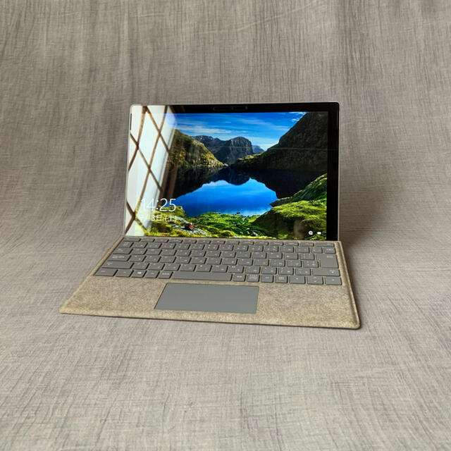 Surface Pro 第5世代 Corei7 8GB 256GB