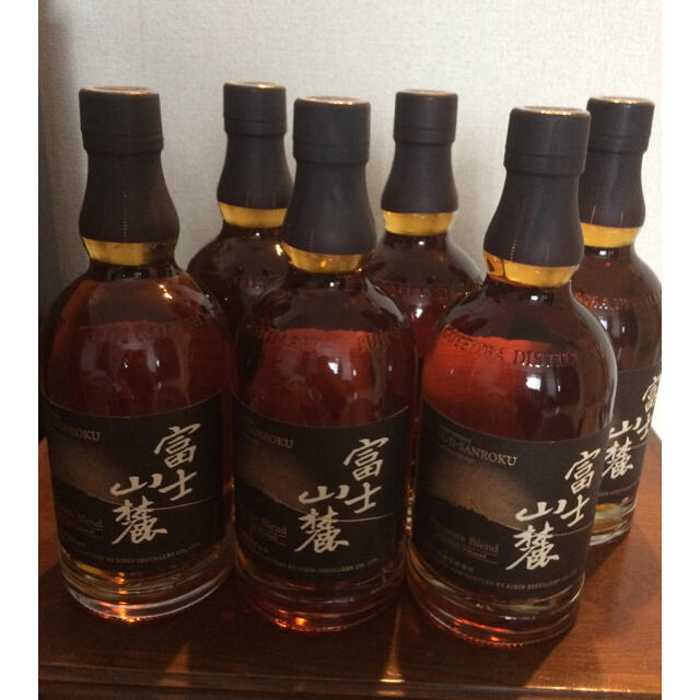 富士山麓シグニチャーブレンド6本 食品/飲料/酒の酒(ウイスキー)の商品写真