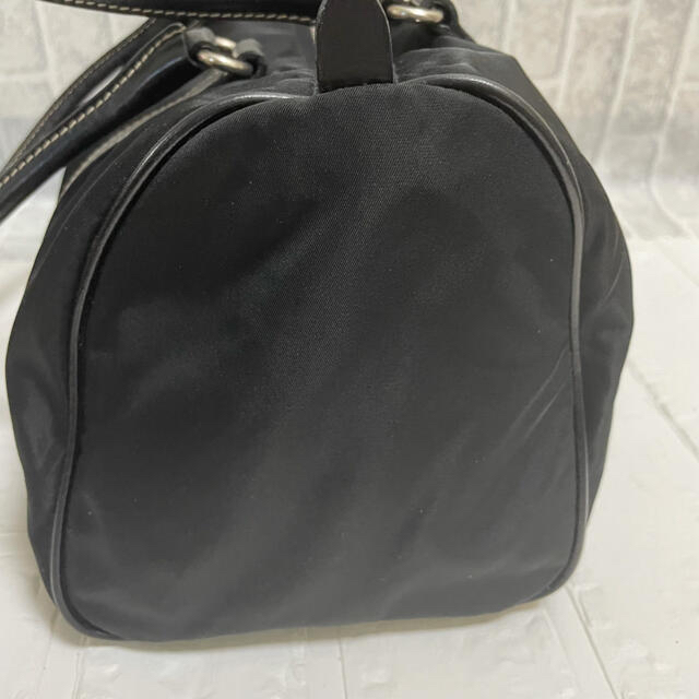 PRADA - 正規品 極美品 PRADA プラダ ブラック ハンドバッグ PRADA - 正規品 極美品 PRADA プラダ ブラック ハンドバッグ